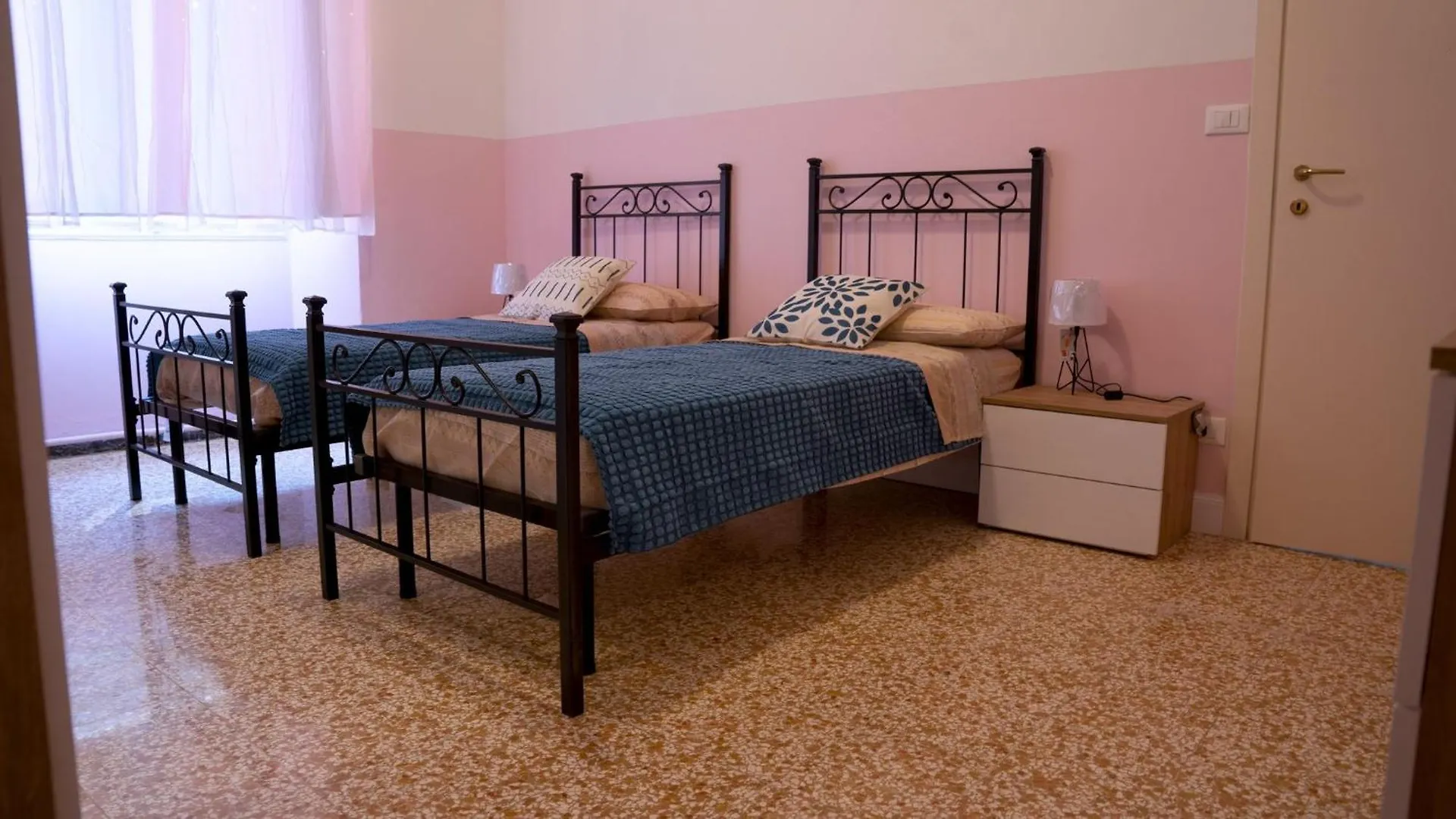 Home Sweet Home Μπολόνια 0*,  Ιταλία
